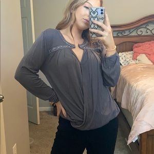 Gray top